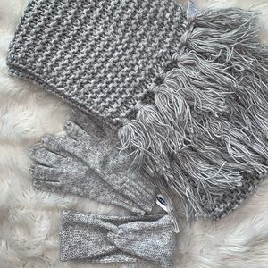 Women’s Winter Accessories